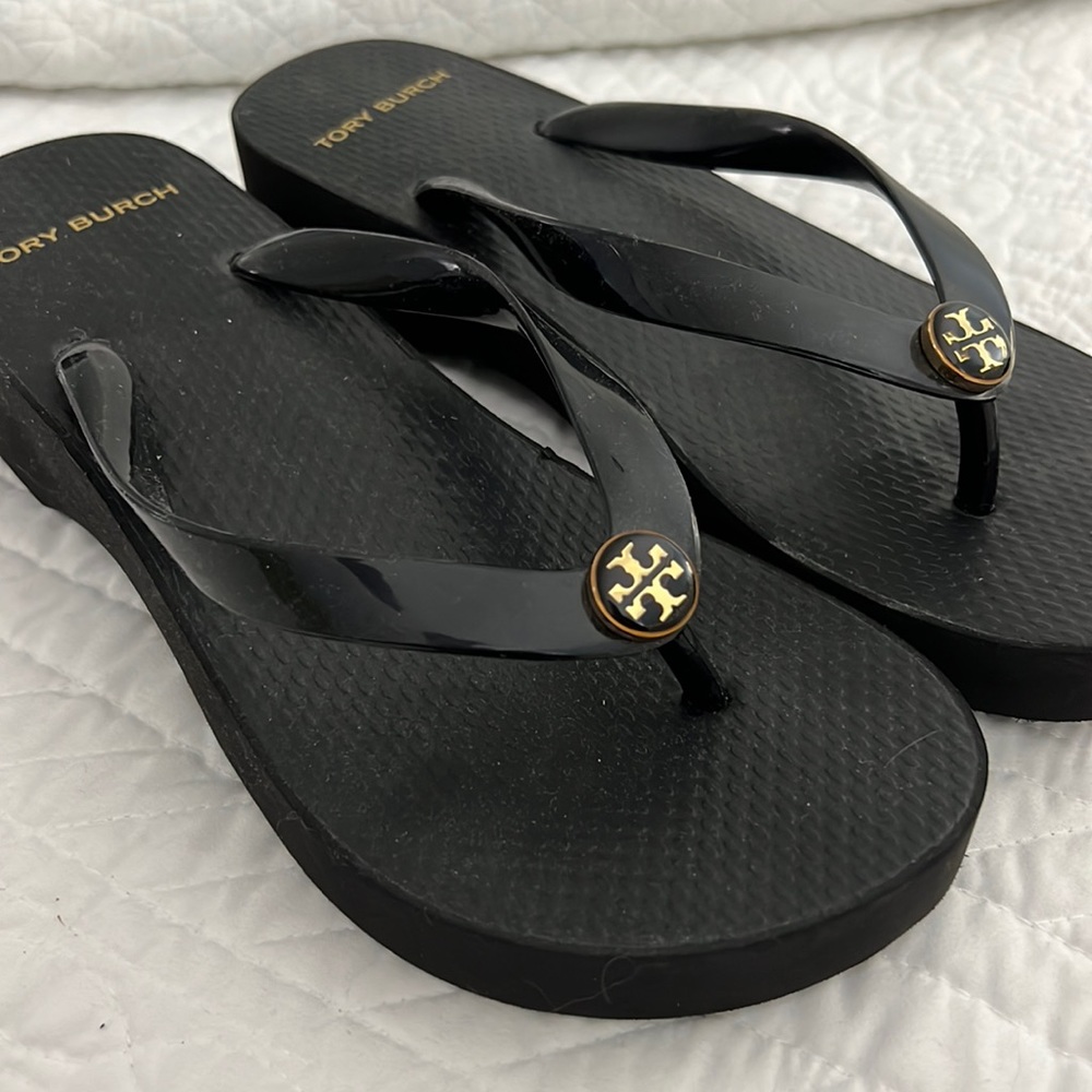 COPY - Tory Burch Flip Flops 7m